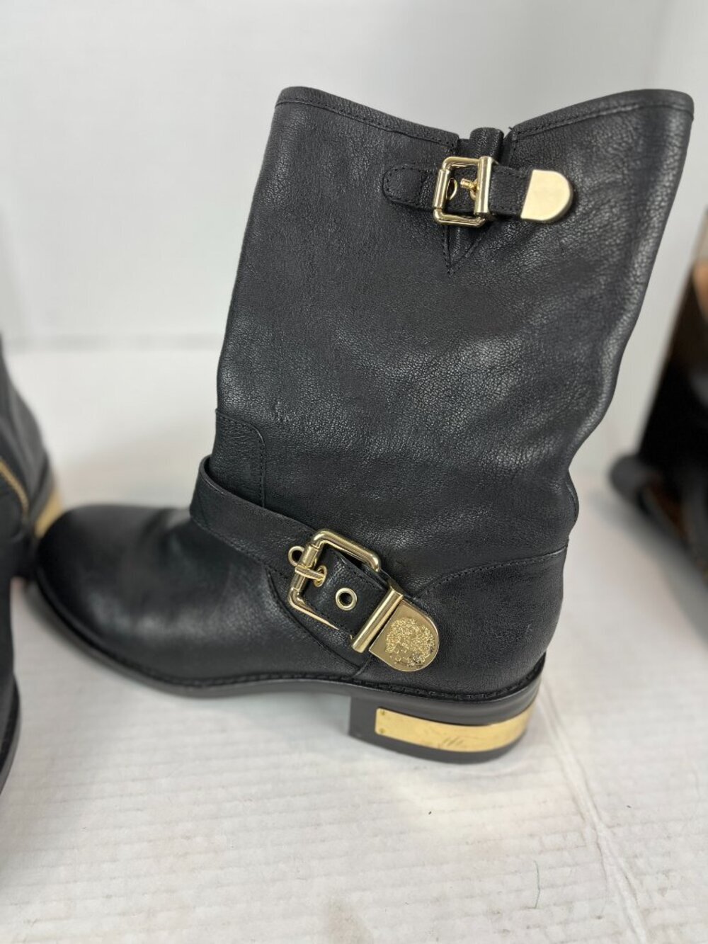 Women's Black Leather Vince Camuto Winchell Ankle Zip Boots, US 8, EU 38.5